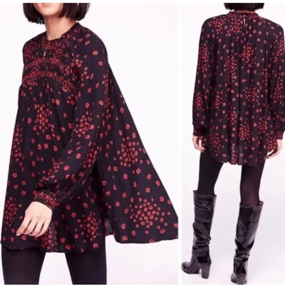 Free People Tunic “Flowers in her Hair” Tunic Small  Red Floral Boho Oversized